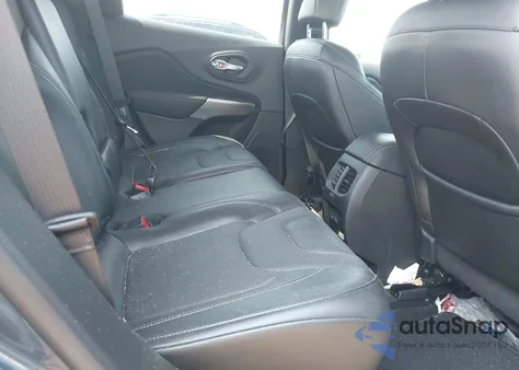 2021 Jeep Cherokee Latitude Lux 4X4 z USA, uszkodzony, nr VIN 1C4PJMMX7MD204450